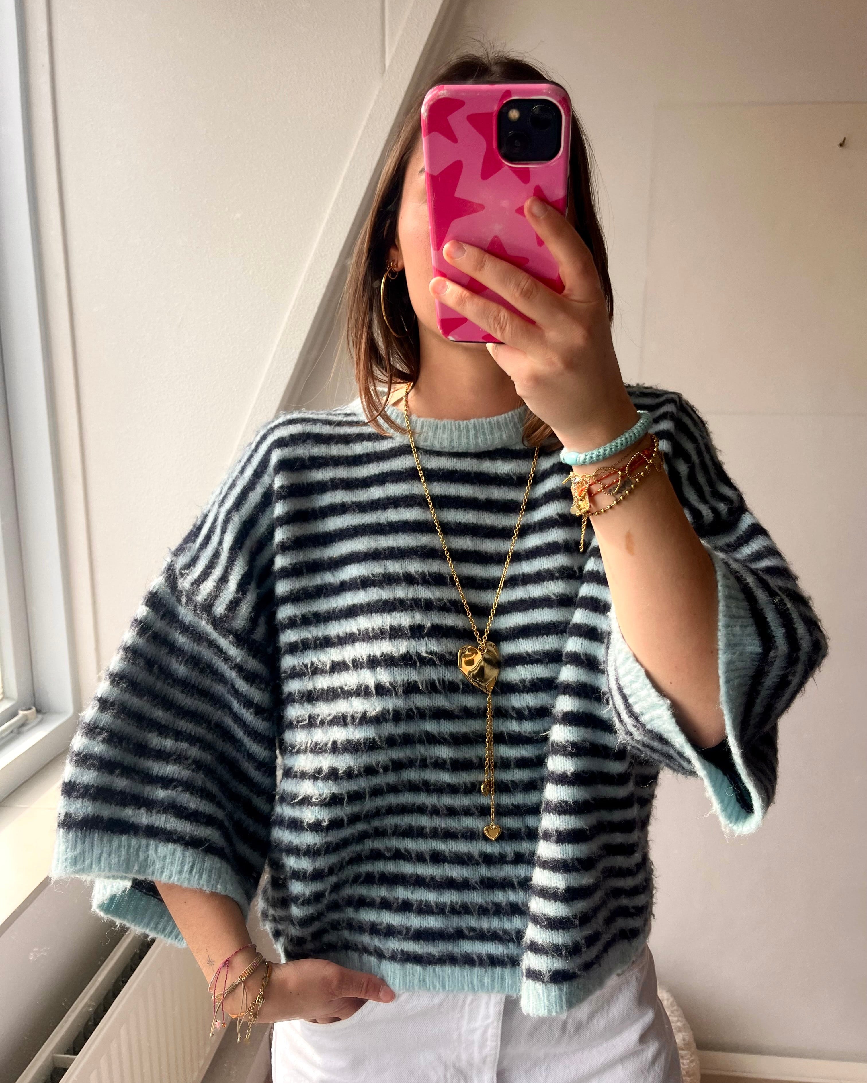 Oversized knit